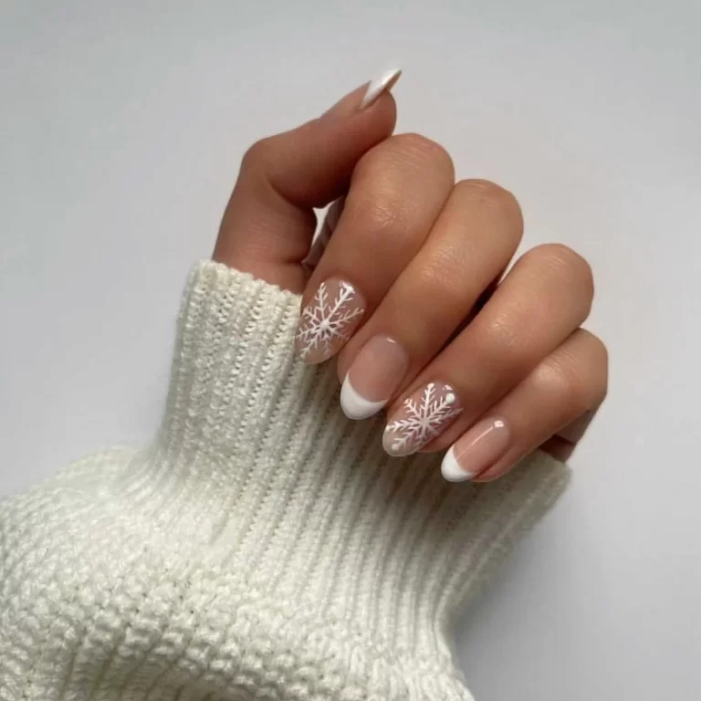 holiday-nails_8dadd6a4-e07a-4c1a-a68a-d4b55dd8ce9b